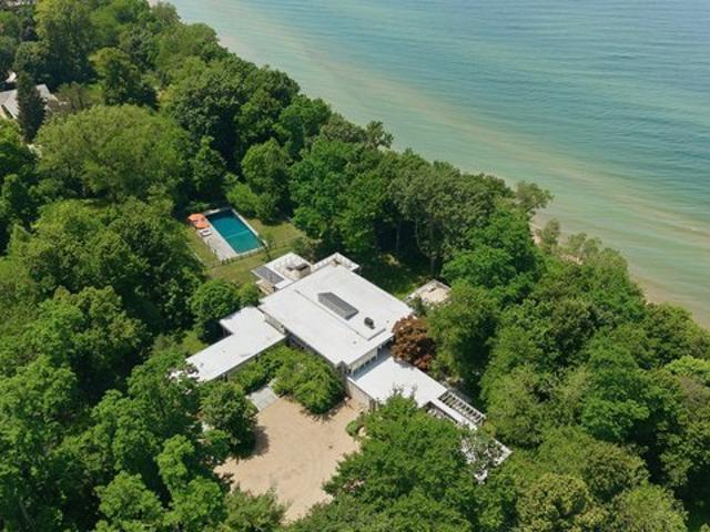House for sale in Benton Harbor, Berrien County