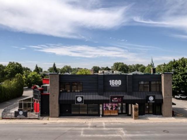Commercial for sale in Chomedey, Quebec