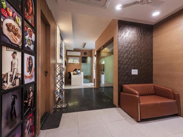Commercial for rent in Deri