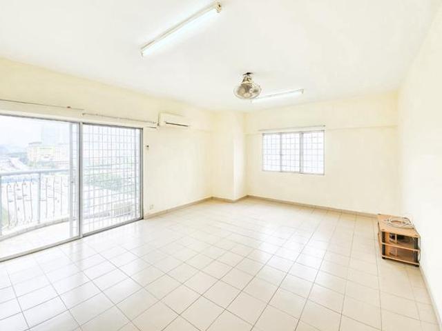 Condominium for sale in Langat, Selangor