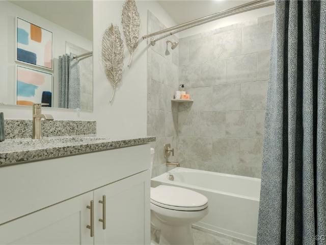 Townhouse for sale in Chesterfield