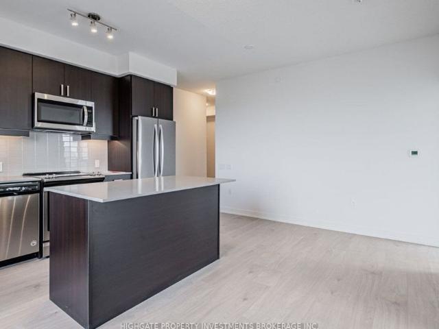 House for rent in Hurontario, Mississauga