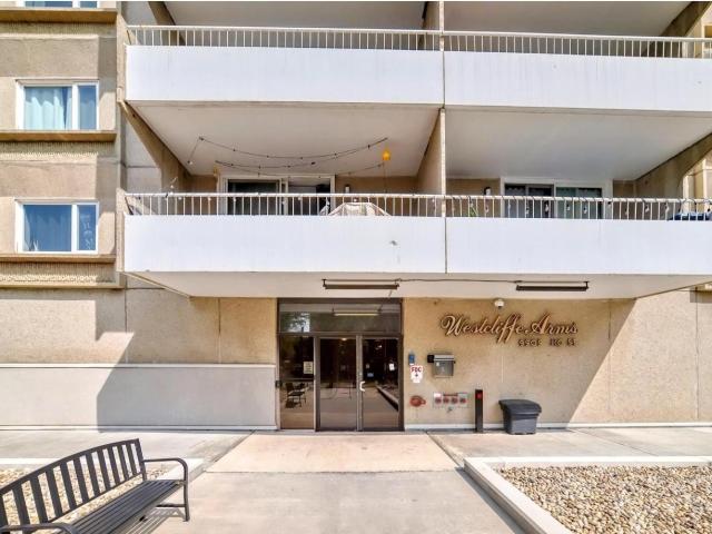 Apartment for sale in Wedgewood, Alberta