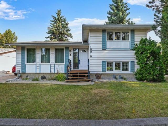 House for sale in Wedgewood, Alberta