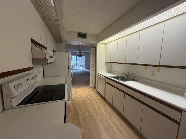 Condo for sale in Coconut Creek, Broward County