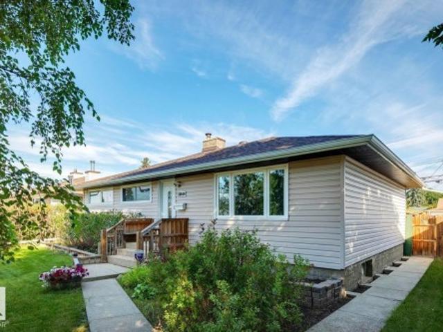 House for sale in Wedgewood, Alberta
