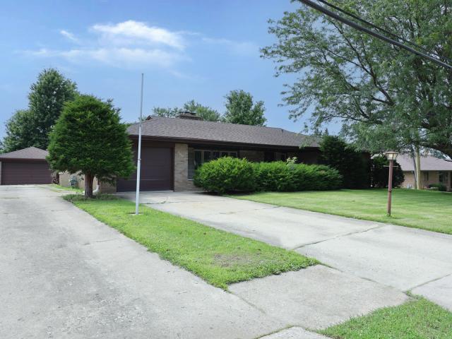 House for sale in Crest Hill, Illinois