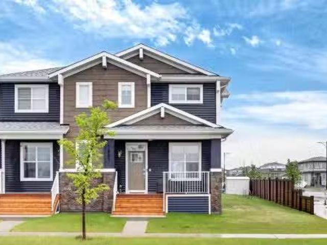 House for sale in Airdrie, Alberta