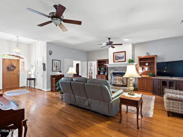 House for sale in Ocean Isle Beach, North Carolina
