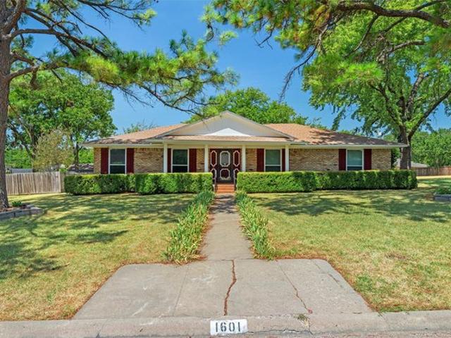 House for sale in Garland, Texas
