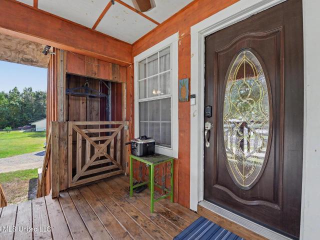 House for sale in Ocean Springs, Mississippi