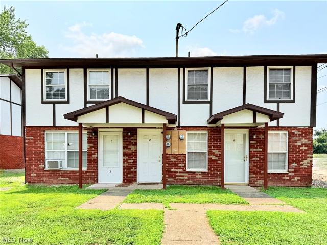 House for sale in Belpre, Ohio