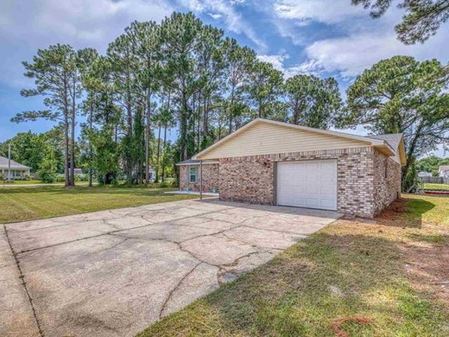 House for sale in Gulf Breeze, Florida