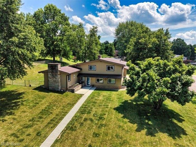 House for sale in Coshocton, Ohio