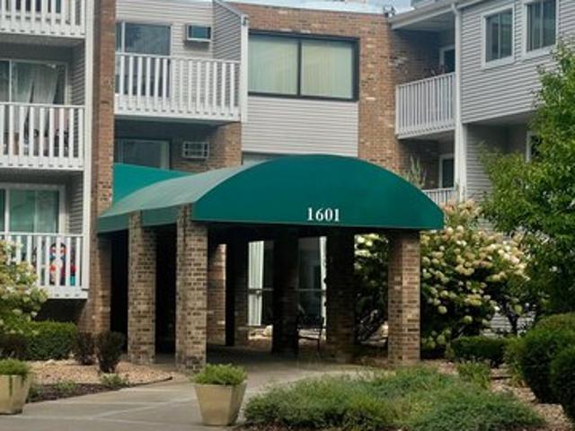 Condo for sale in Fridley, Anoka County