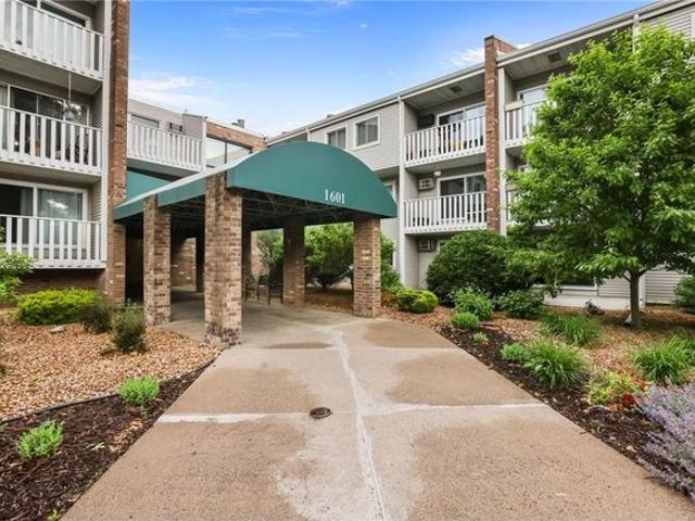 Condo for sale in Fridley, Minnesota
