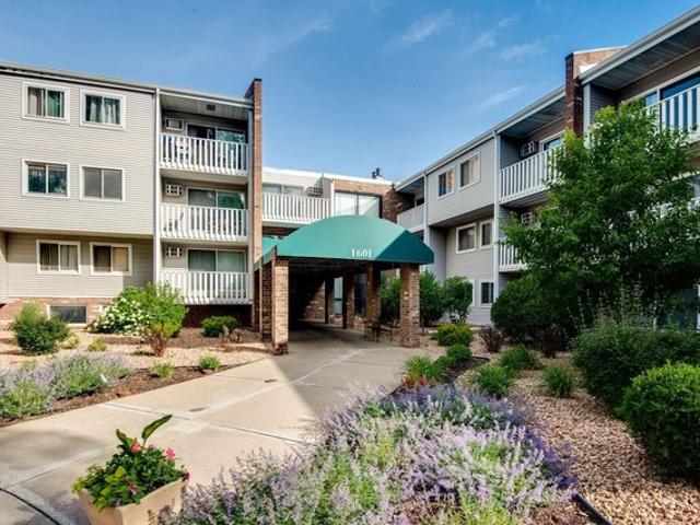Condo for sale in Fridley, Minnesota