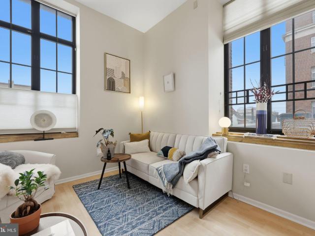 Condo for sale in Philadelphia, Pennsylvania