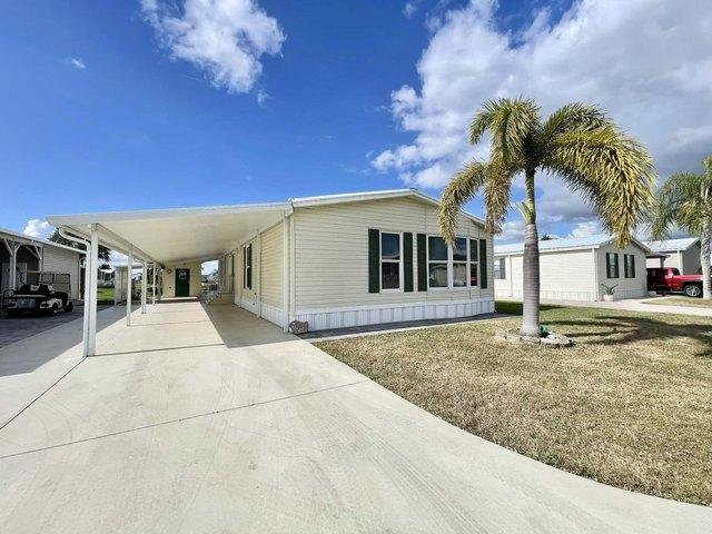 House for sale in Okeechobee, Florida