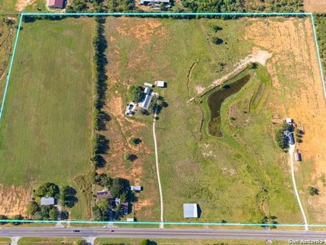 Farm for sale in Lytle, Texas