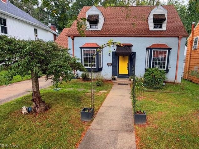 House for sale in Parkersburg, West Virginia