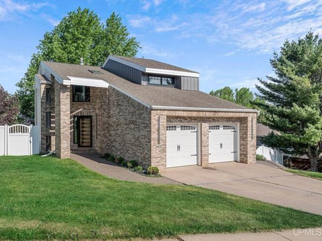 House for sale in Marquette, Michigan