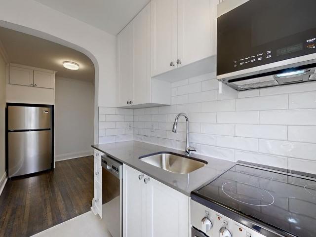 Apartment for rent in Toronto—St. Paul's, Toronto
