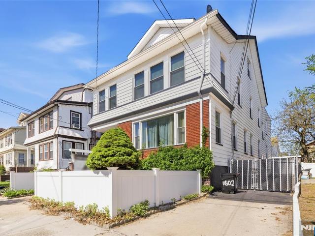 House for sale in Hillside, New Jersey