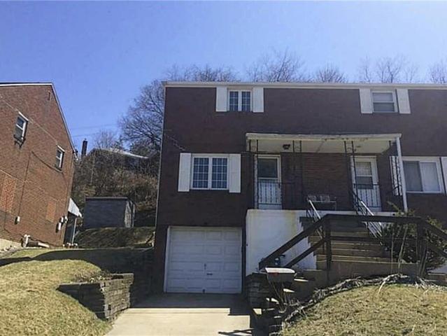Townhouse for sale in Pittsburg, Pennsylvania