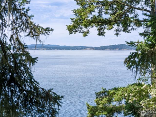 House for sale in Washington