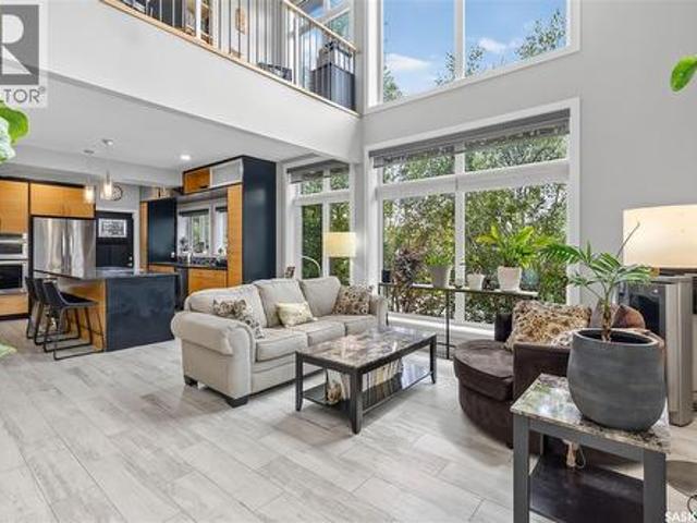 House for sale in Saskatoon, Saskatchewan