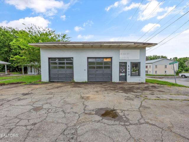 Commercial for sale in Tennessee