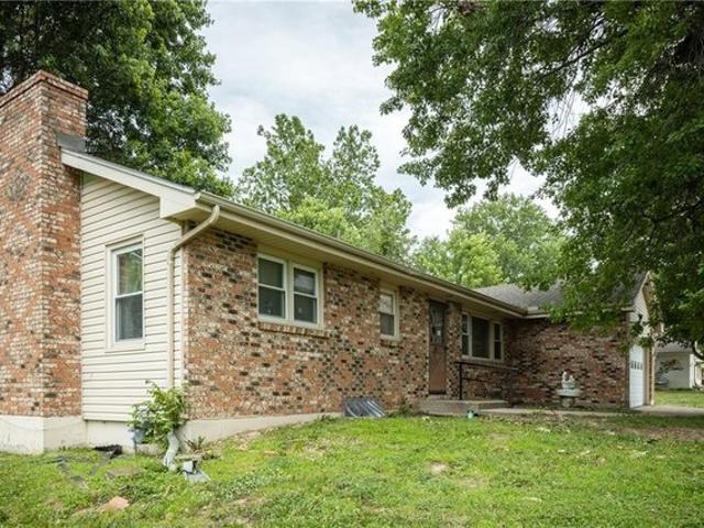 House for sale in Gladstone, Missouri