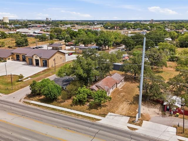 House for sale in Gonzales, Gonzales County
