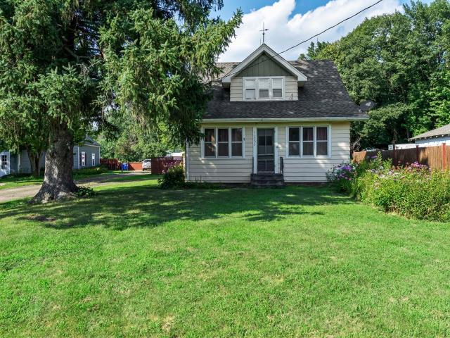House for sale in Almelund, Minnesota