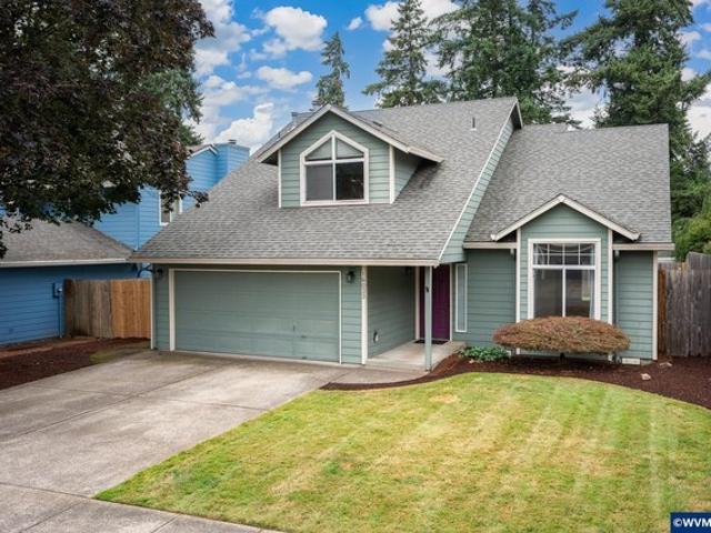 House for sale in Oregonia