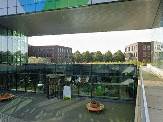 Bedrijfspand te huur in Rokkeveen, Zoetermeer