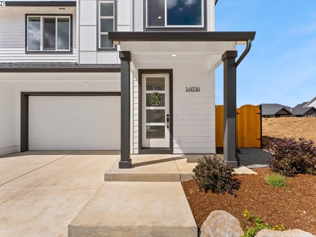 Townhouse for sale in Oregonia