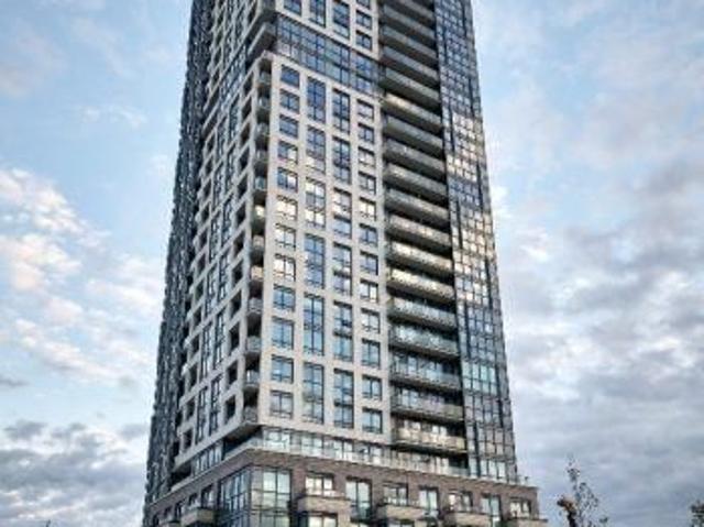 Condo for rent in Etobicoke—Lakeshore, Toronto