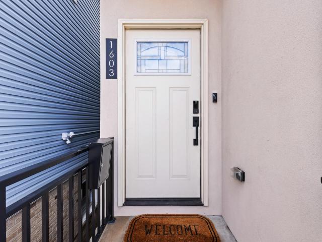 House for sale in Hudson, New Jersey