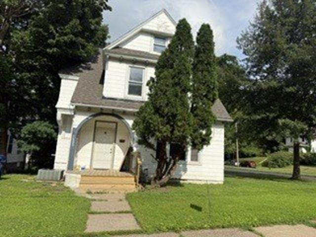 House for sale in Davenport, Iowa