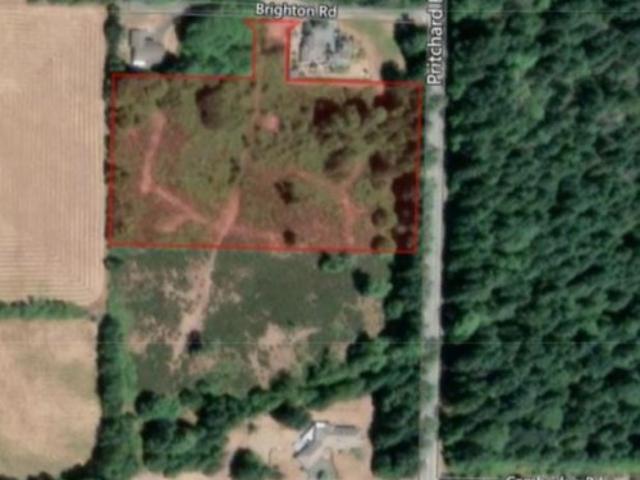 Land for sale in Comox, British Columbia