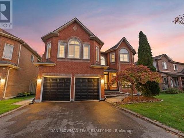 House for sale in Pickering, Golden Horseshoe