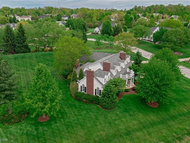 House for sale in Summit, Ohio
