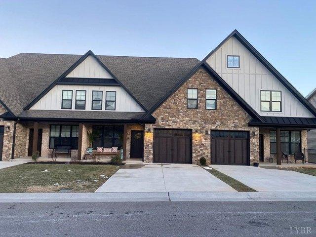 Townhouse for sale in Virginia