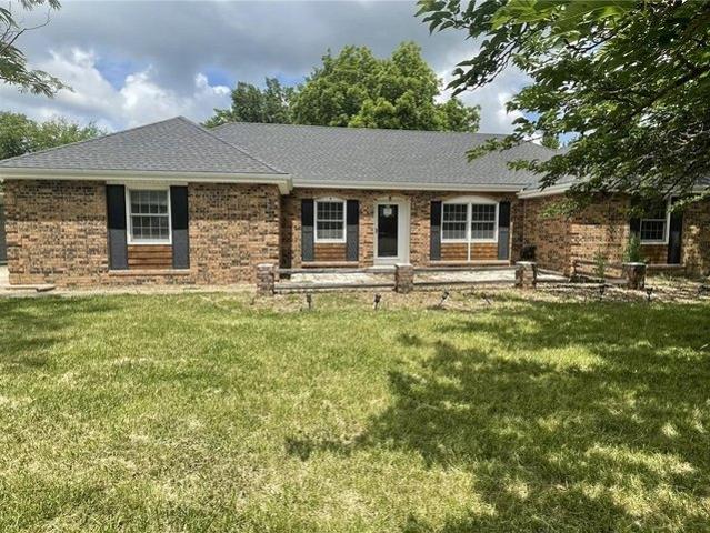 House for sale in Clinton, Missouri