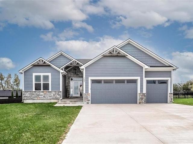 House for sale in Burris Ridge, Harrisonville