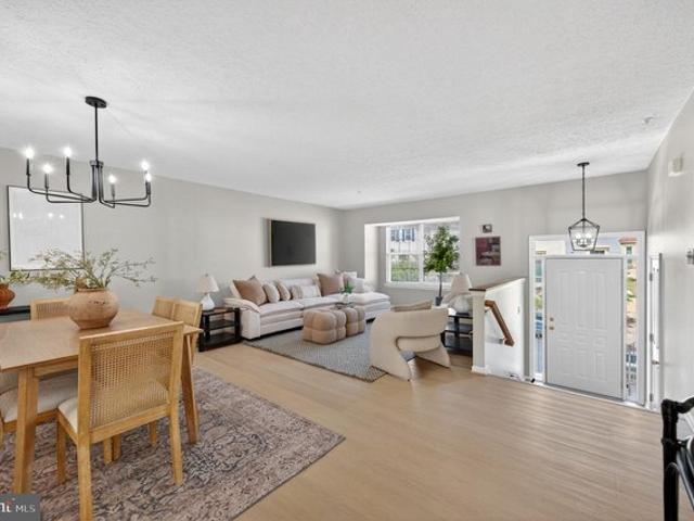 Townhouse for sale in Crofton, Maryland