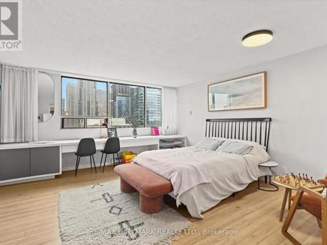 Condo for sale in Woburn, Ontario