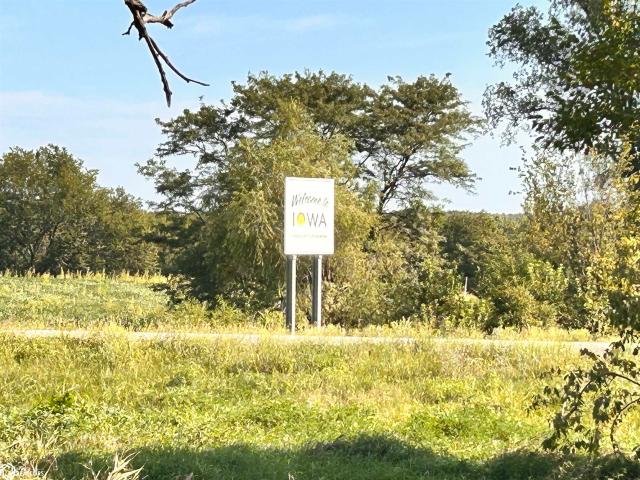 Land for sale in Davis, Iowa